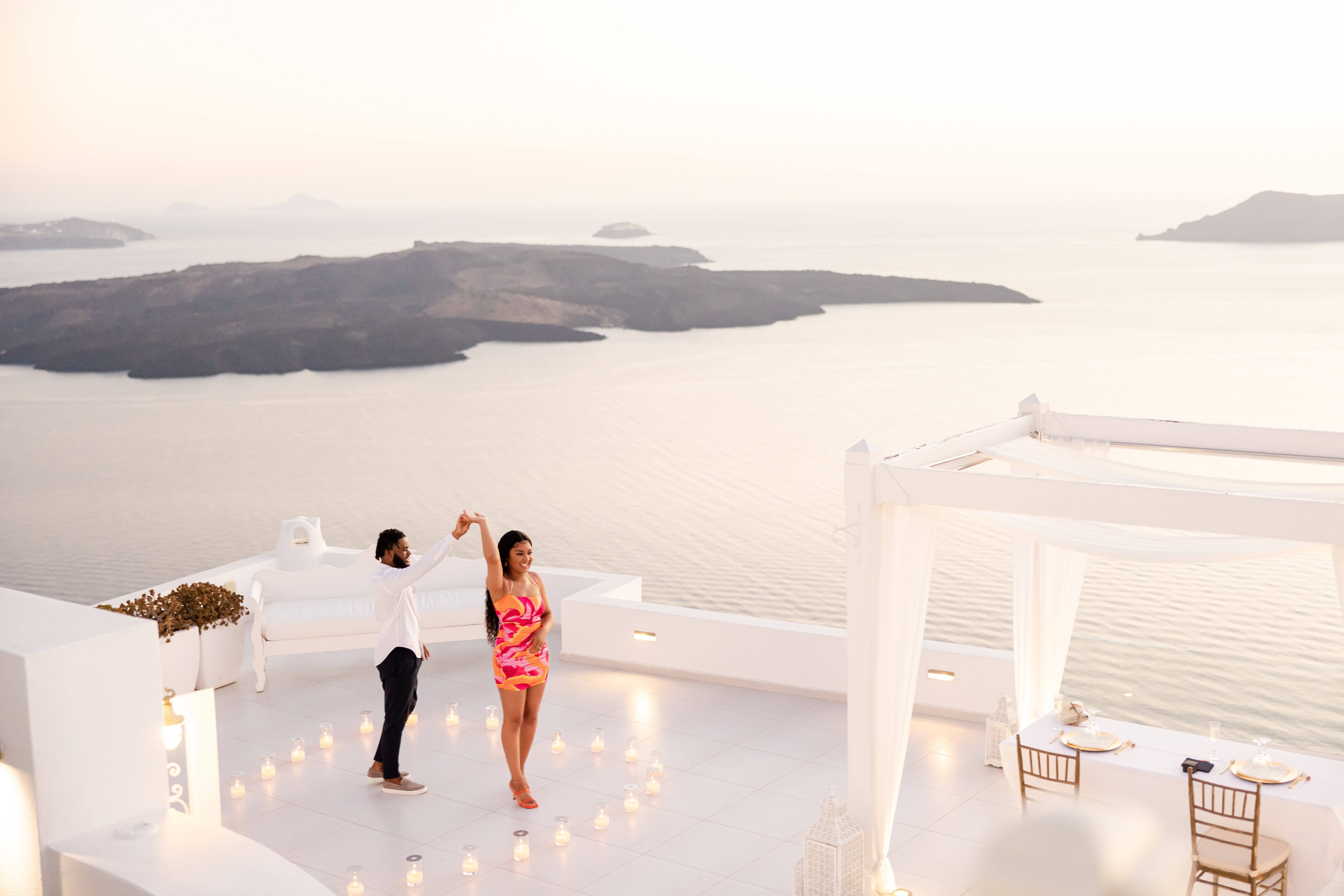 Travel & Hotels