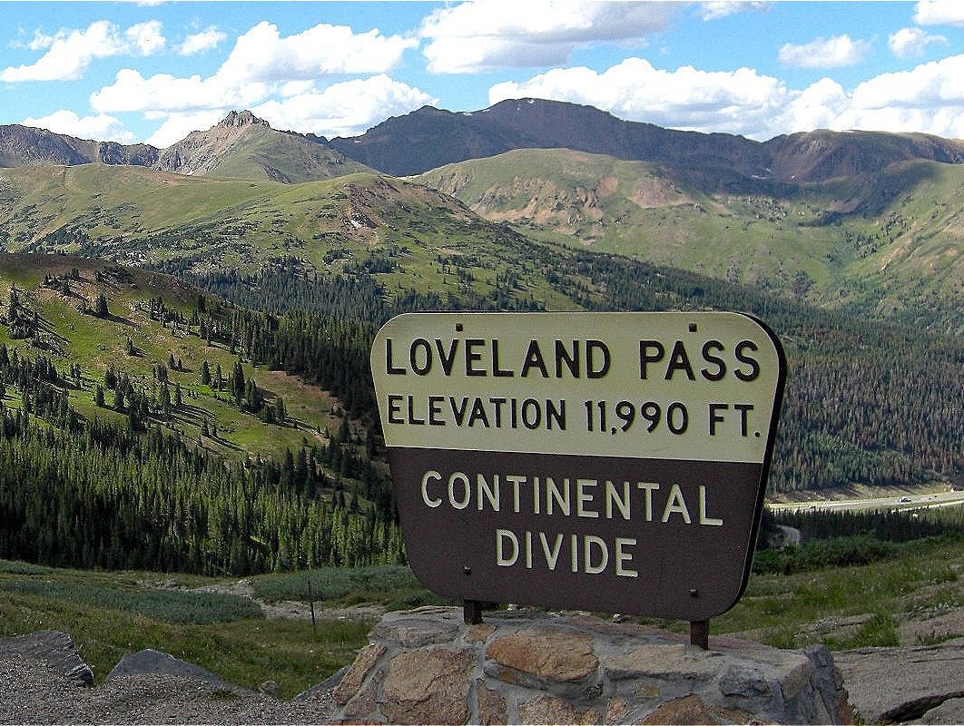 Explore the Mountains Along the Way