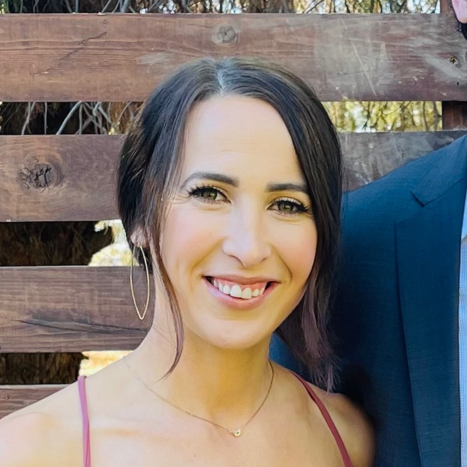 Holly Lounsbury