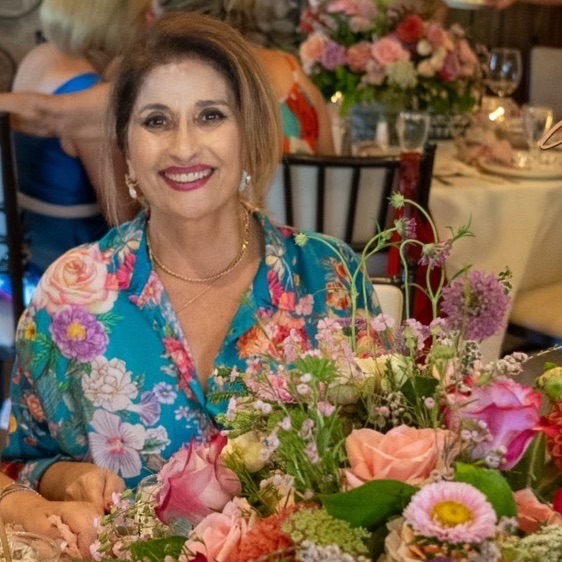 Pari Moayer