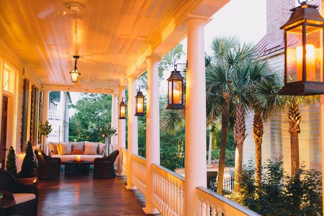 Restaurants + Things to do