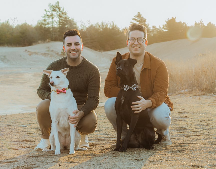 Paisley & Leo Invite You to Their Dad's Wedding